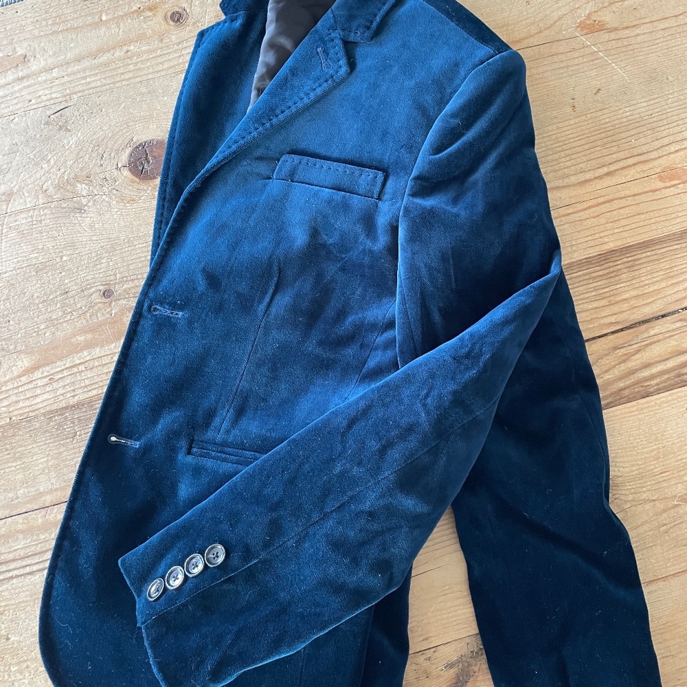 J. Crew youth boys velvet blazer. Navy